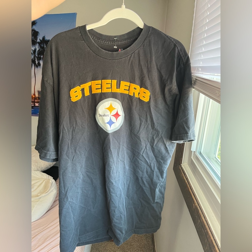 Vintage Embroidered Majestic Brand Mens Pittsburgh Steelers Black Tee